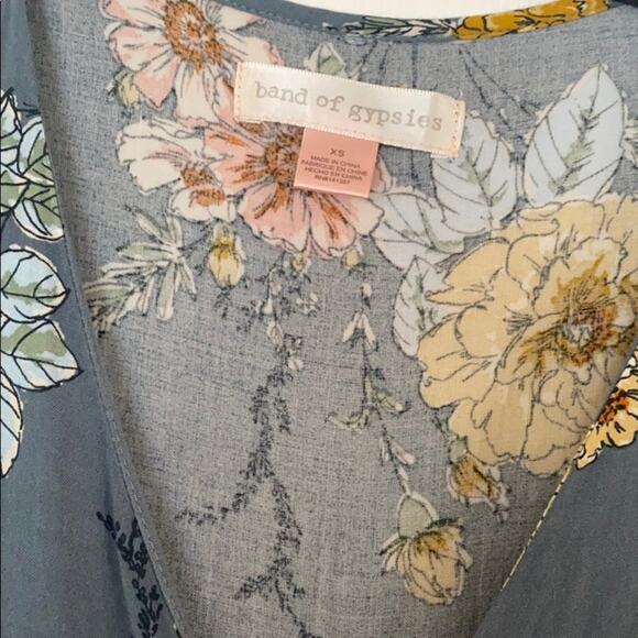 Band of Gypsies women’s XS floral print jumpsuit - Picture 2 of 6